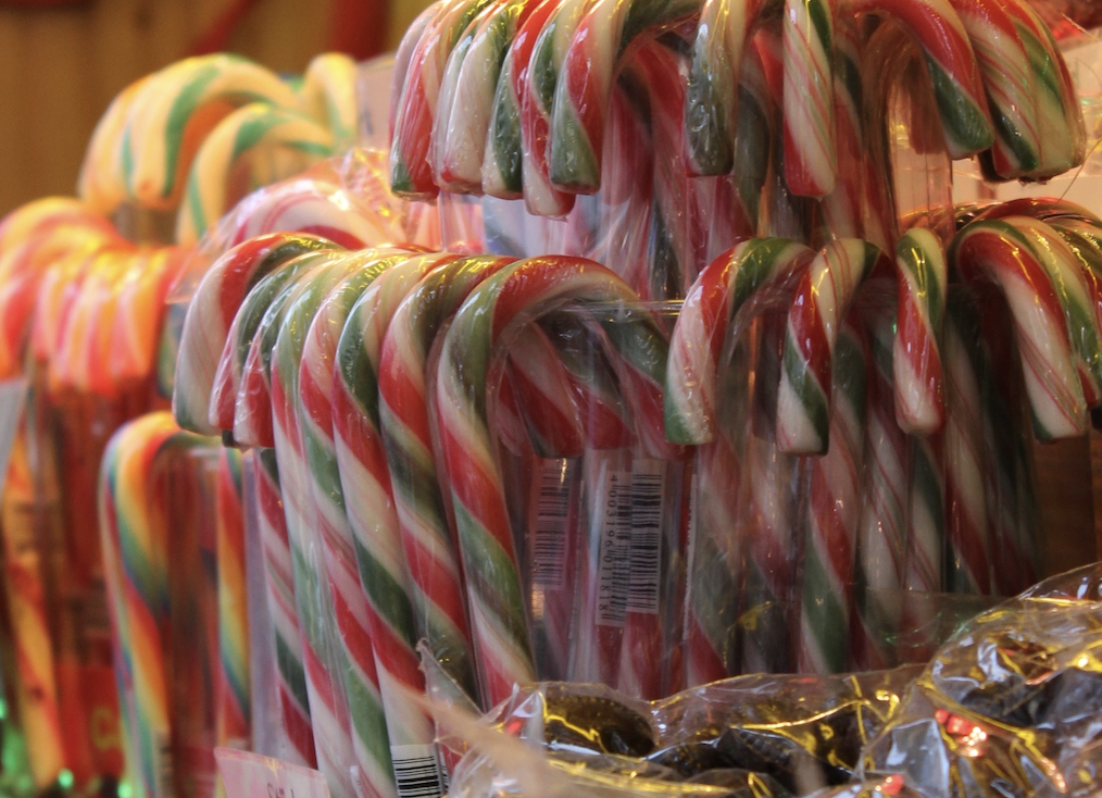 Differently flavored candy canes